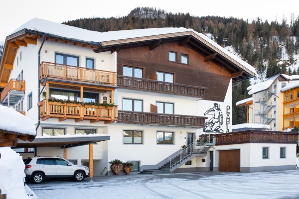 Privathotel Garni OLYMPIA (Sankt Jakob in Defereggen)